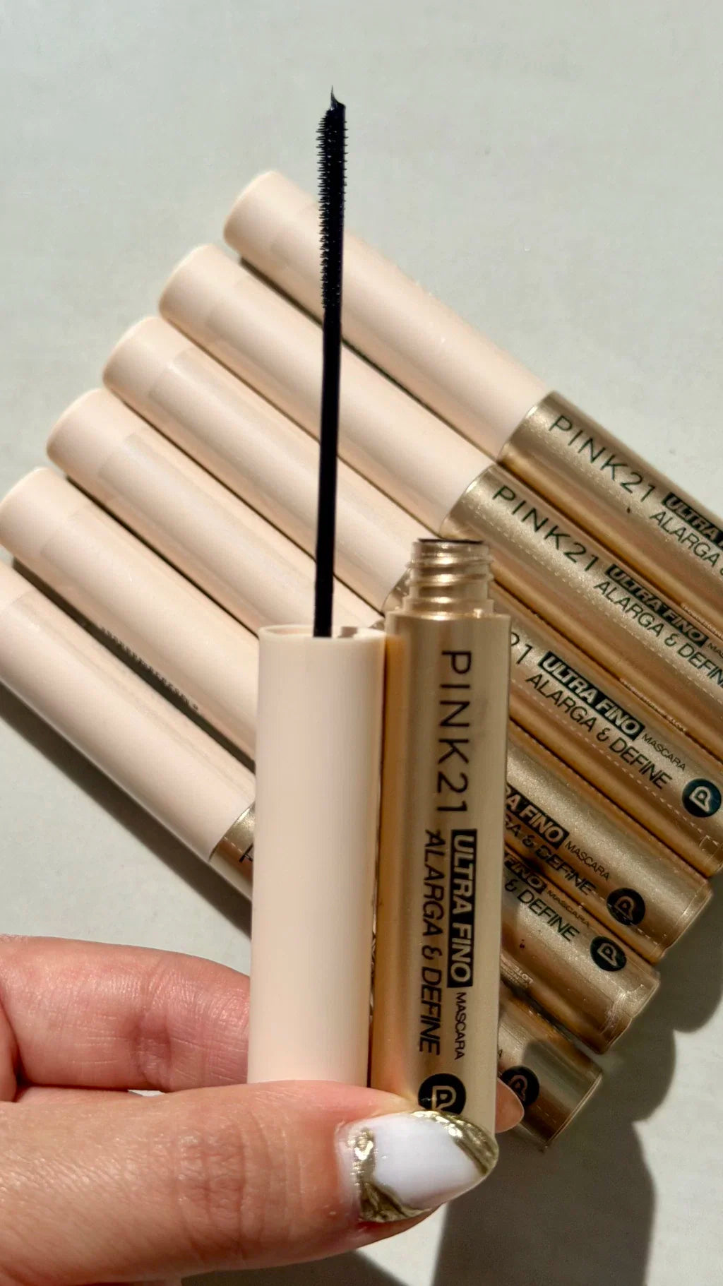 MASCARA DE PESTAÑAS ULTRA FINO